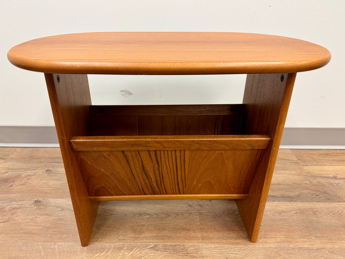 Mesa auxiliar Midcentury Modern PBJ Mobler de los años 60