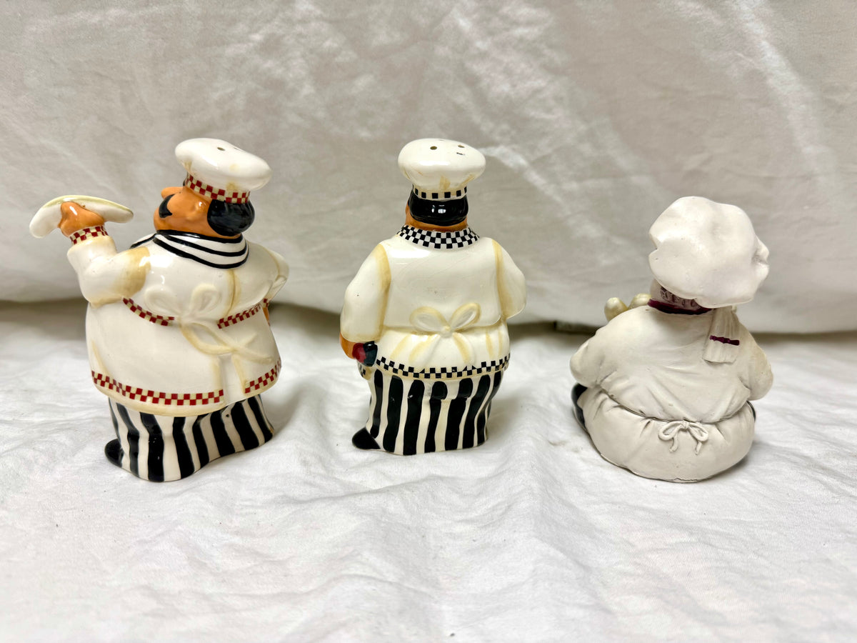 Saleros/Pimenteros de chef y figura de chef sentado
