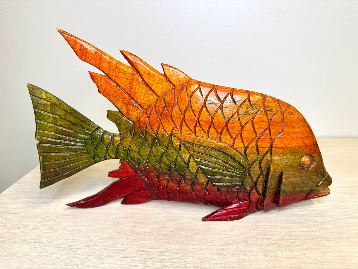 Peces de madera tallados a mano de Jamaica