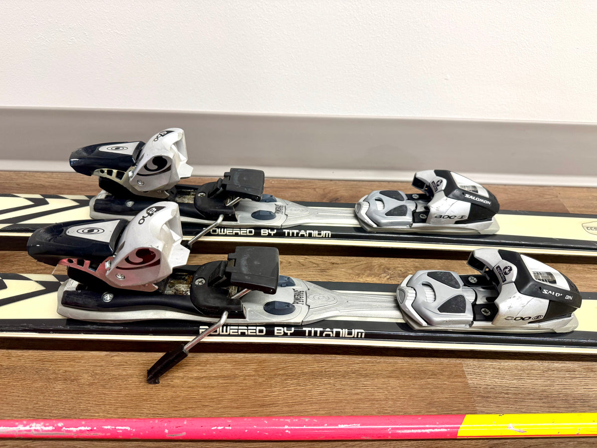 Volkl Vertigo G20 Snow Skis & Colt Poles