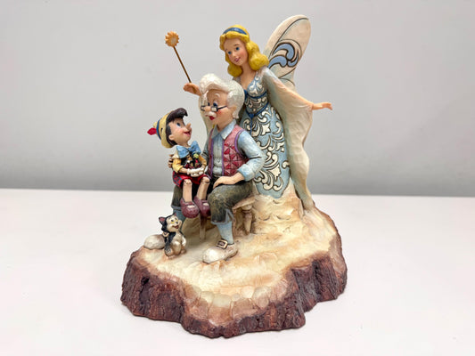 8pc Disney's Pinocchio Collectible Bundle