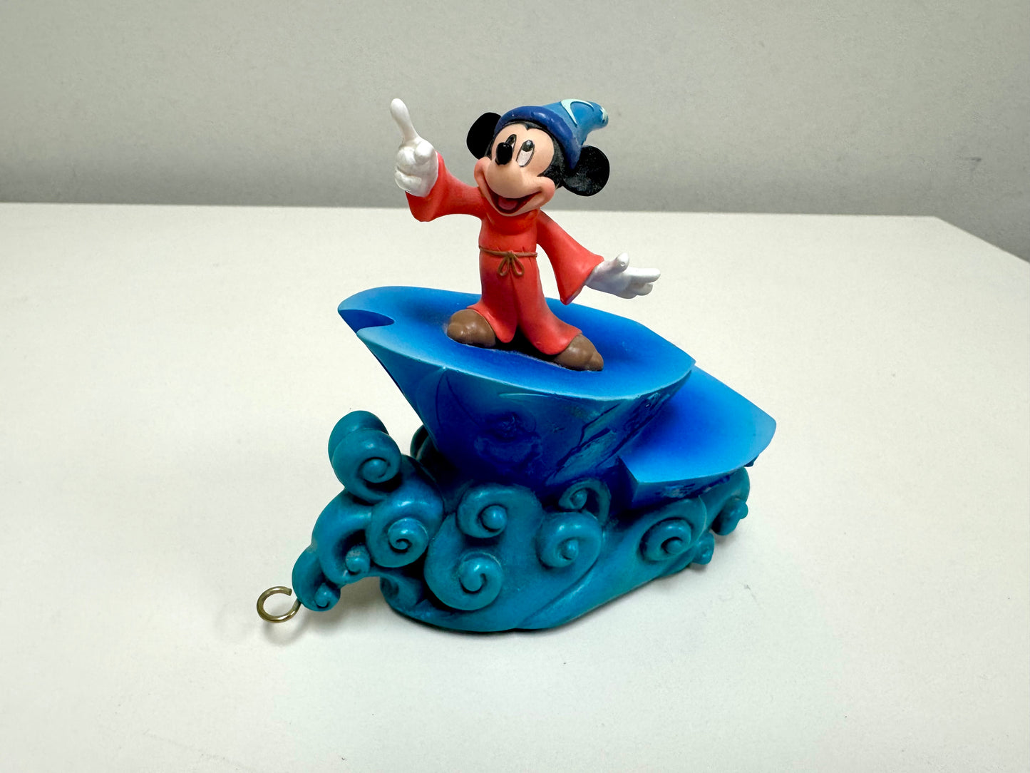 4pc Mickey Mouse Collectible Bundle