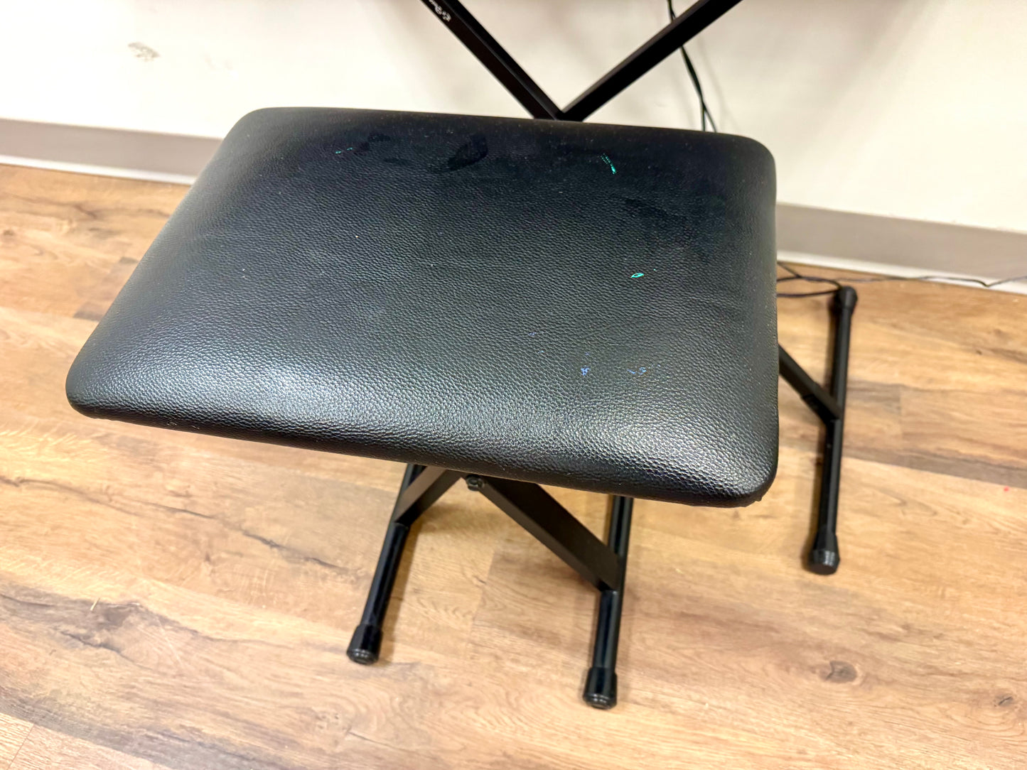 Yamaha PSR-170 Portable Keyboard & Accessories