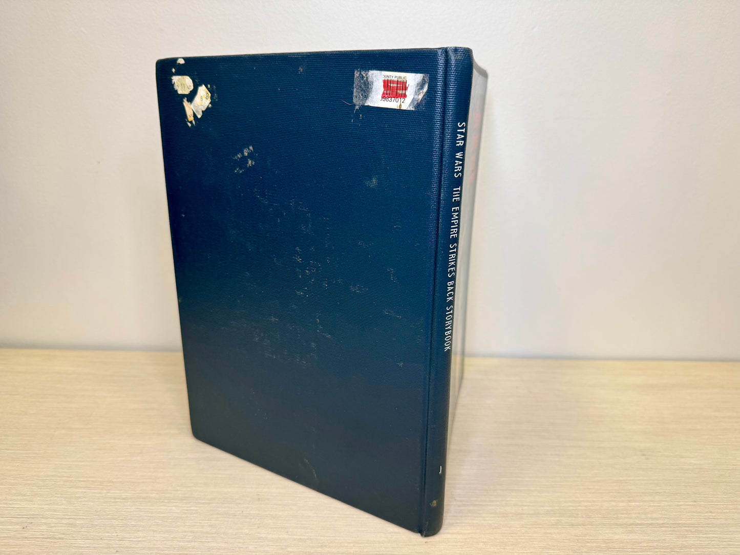 Star Wars: 1980 The Empire Strikes Back Storybook