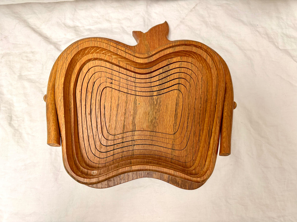 Frutero de madera plegable con forma de manzana