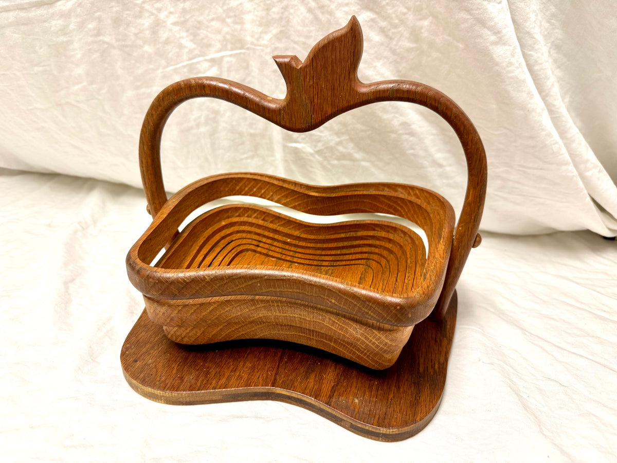 Frutero de madera plegable con forma de manzana
