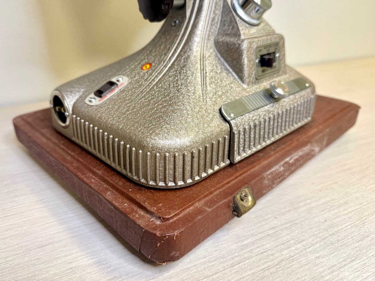 Proyector de películas de 8mm Keystone Regal K-109 de los años 40-50