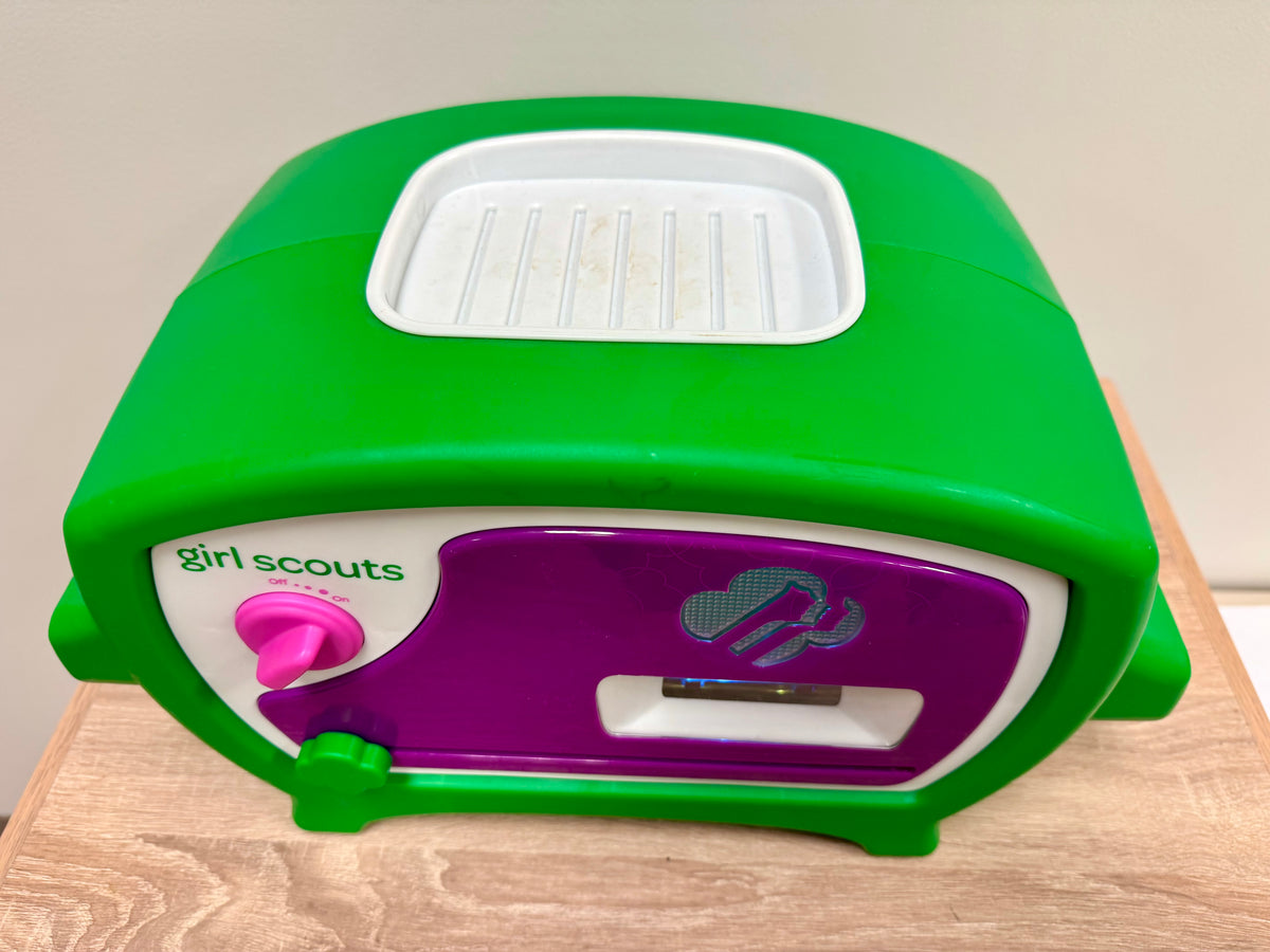 2015 Girl Scouts Easy Bake Oven