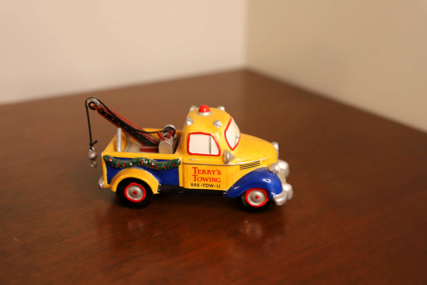 Diner & Tow Truck Department 56 Snow Village Items