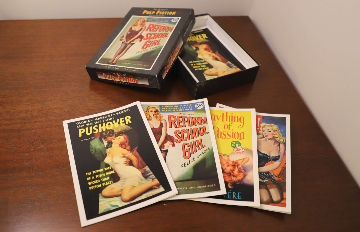 1994 Pin Up Girl Card/Envelope Set