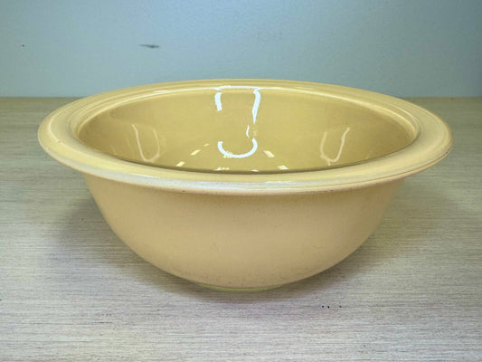 1960s Pyrex Yellow Mixing Bowl
