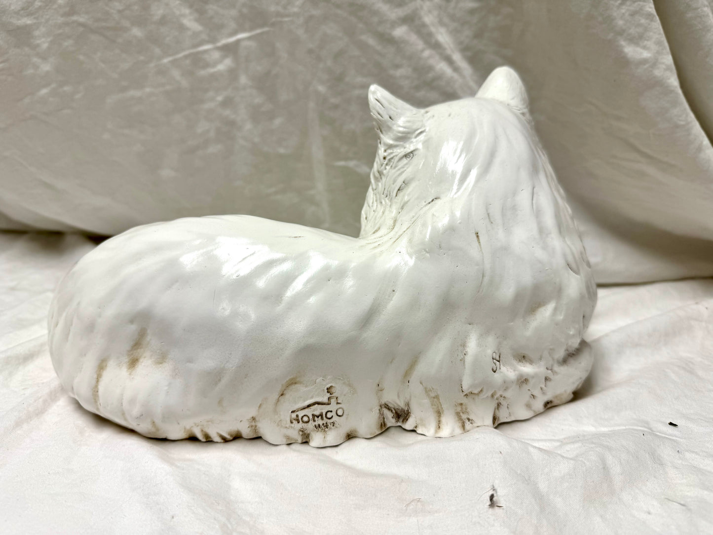 1983 Persian White Cat Statue