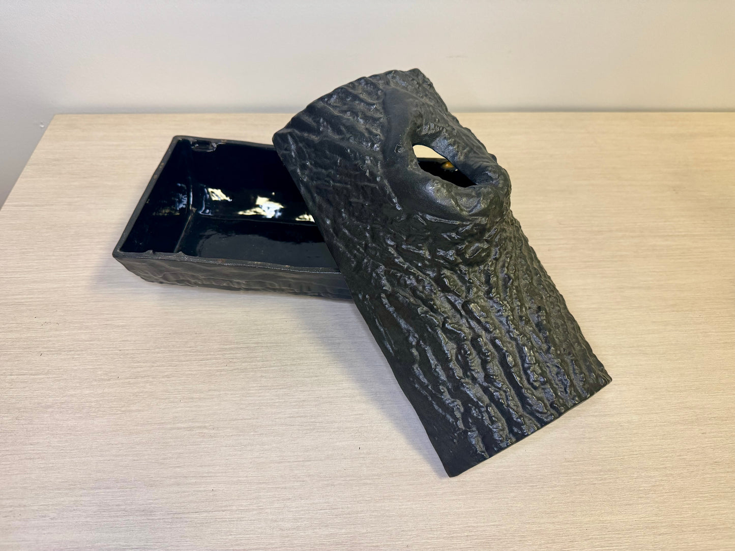 John Wright Co. Cast Iron Log Shaped Stove Steamer