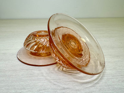 Candelabros Heisey Twist de Vidrio Rosa "Depression Glass"