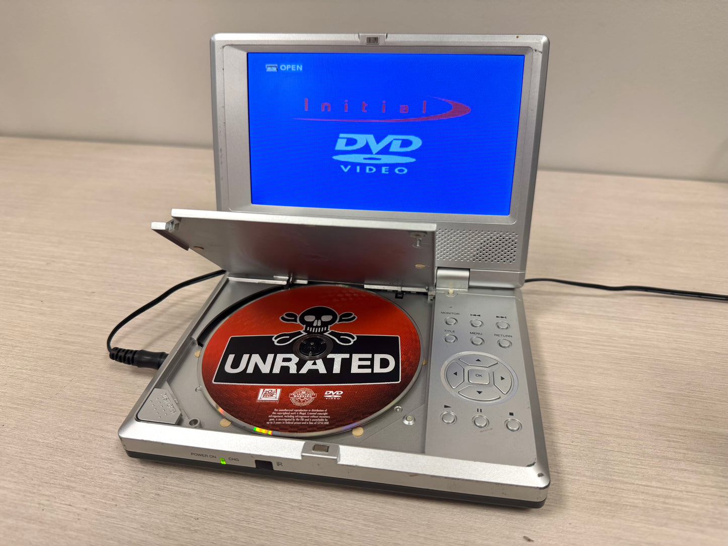Initial IDM-1731 Portable DVD Player