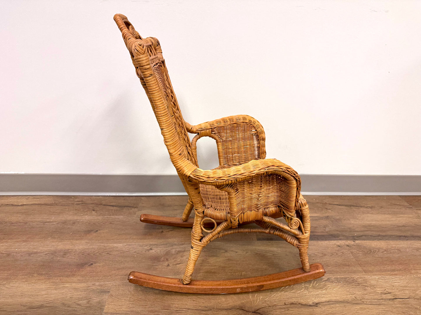 Wicker Kids Rocking Chair