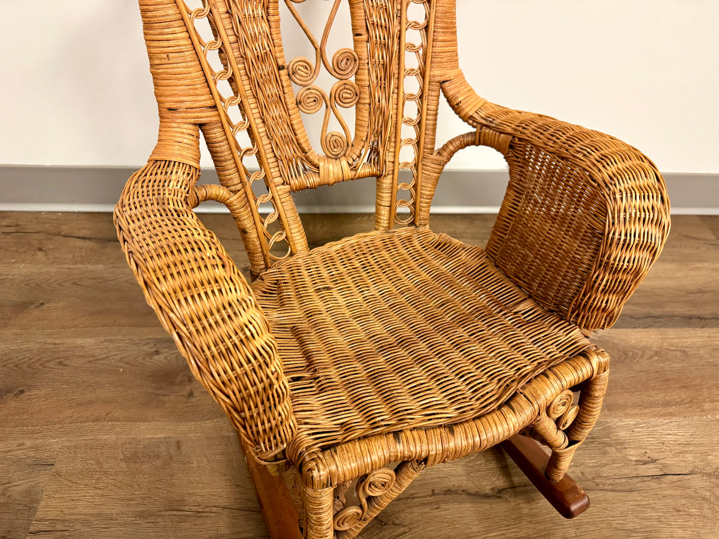 Wicker Kids Rocking Chair