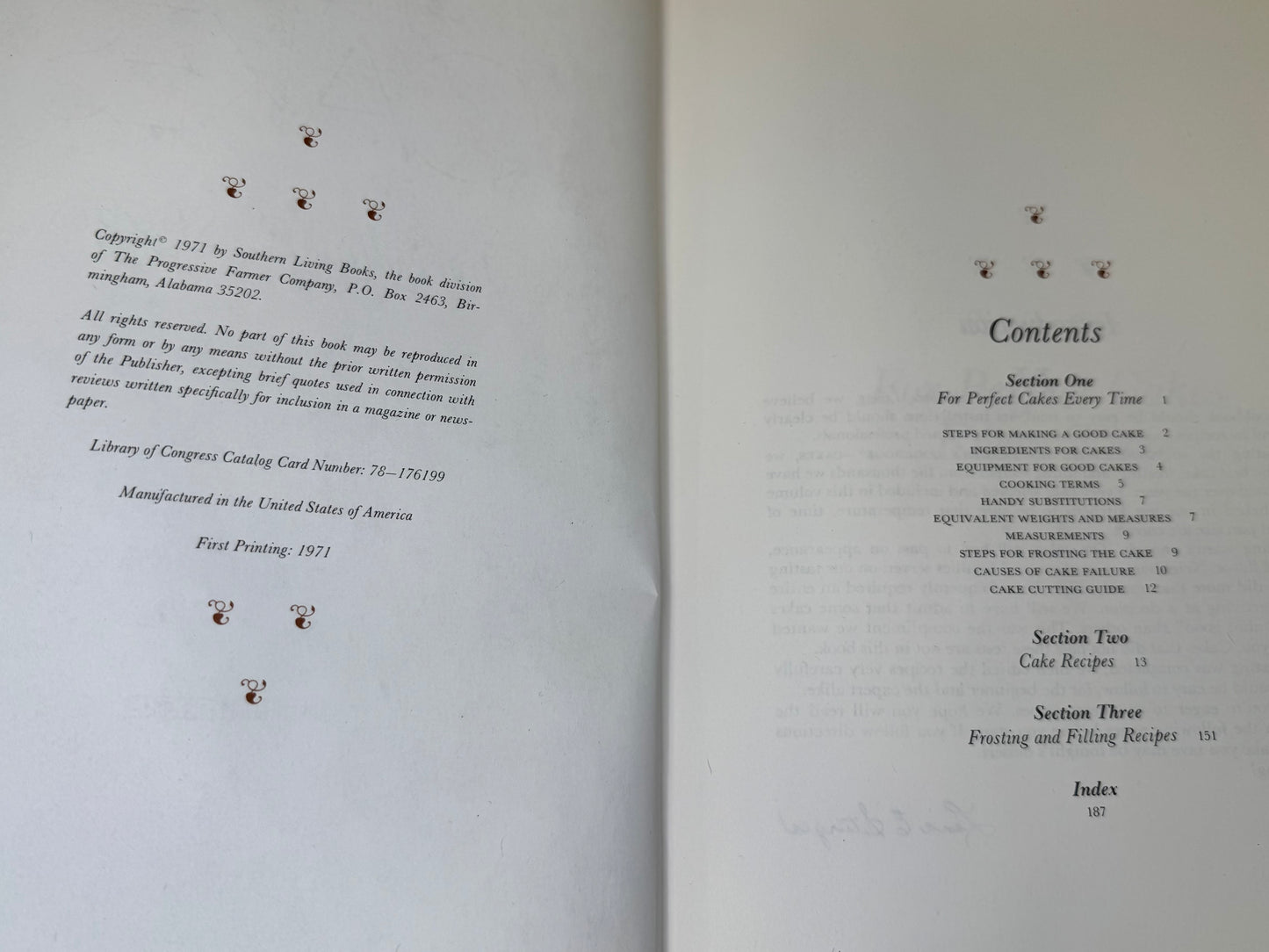 1971 Southern Living Homemaker's Cookbook Cakes