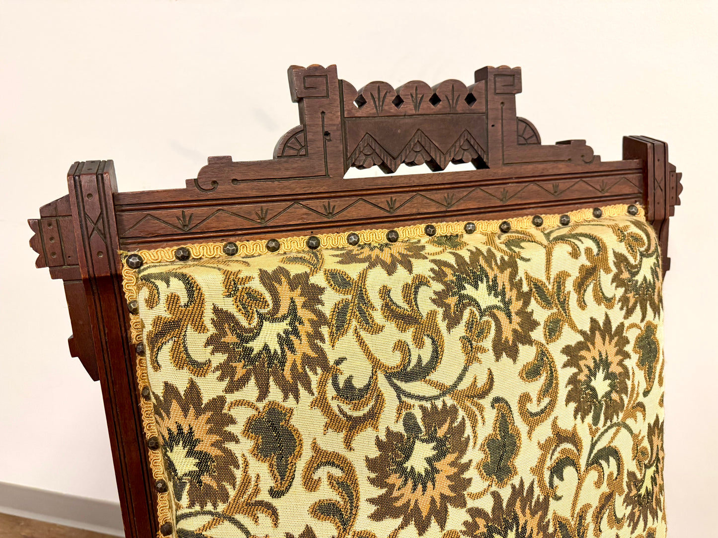 Floral Yellow Victorian Platform Rocking Chair