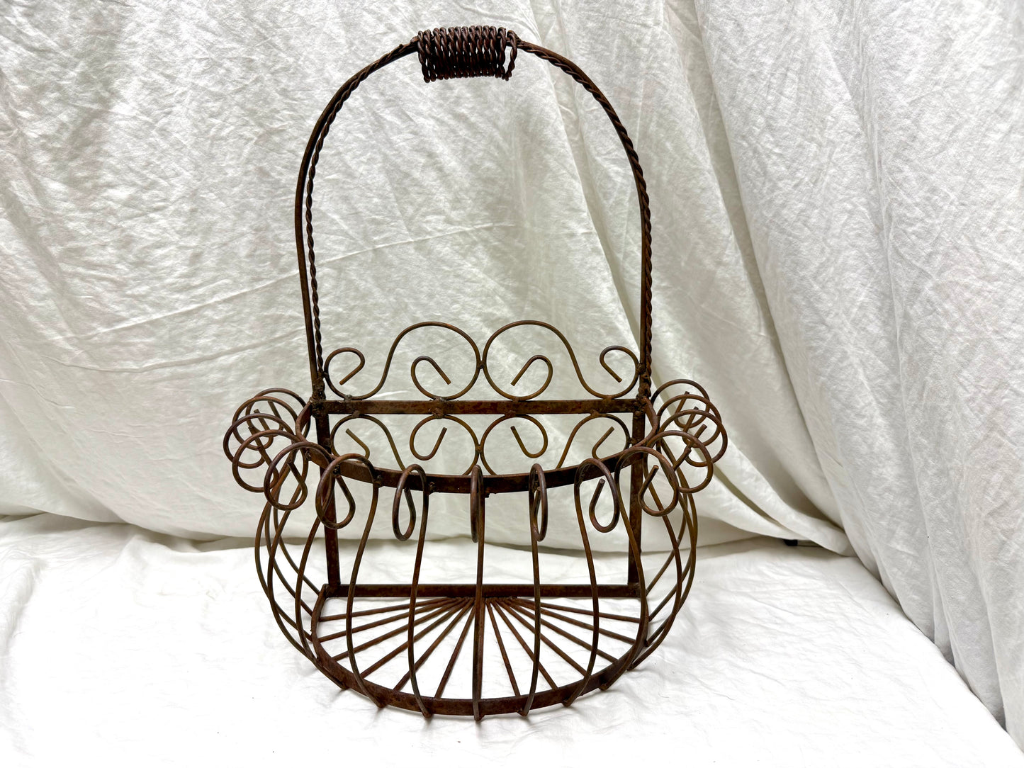 Iron Wall Basket