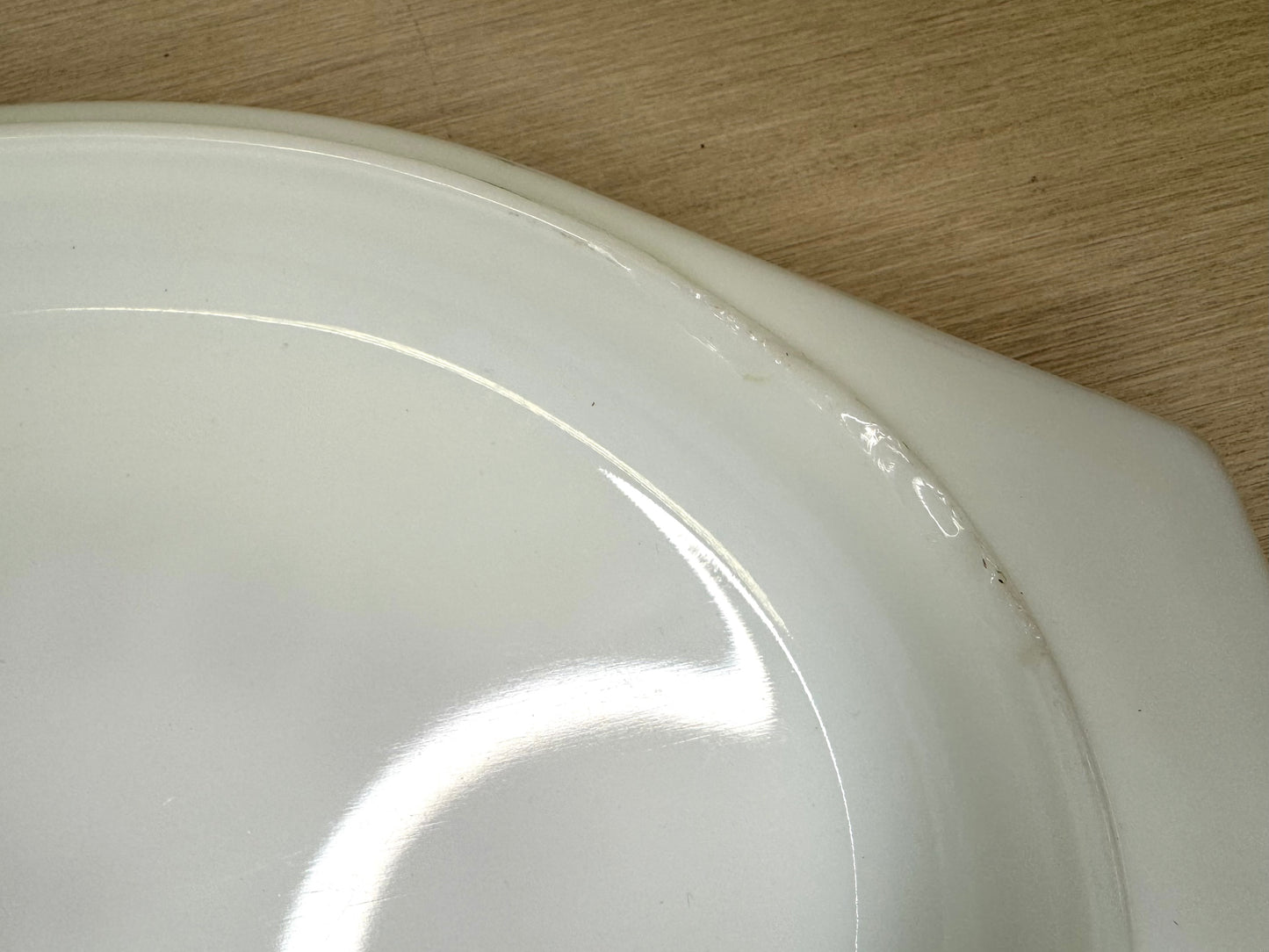 1970s Butterfly Gold Pyrex Covered Dish #045