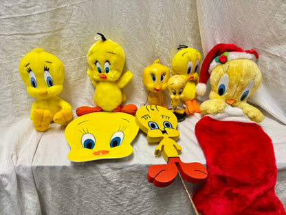 24pc Tweety Bird Collectible Bundle