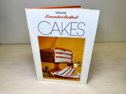 1971 Southern Living Homemaker's Cookbook Cakes