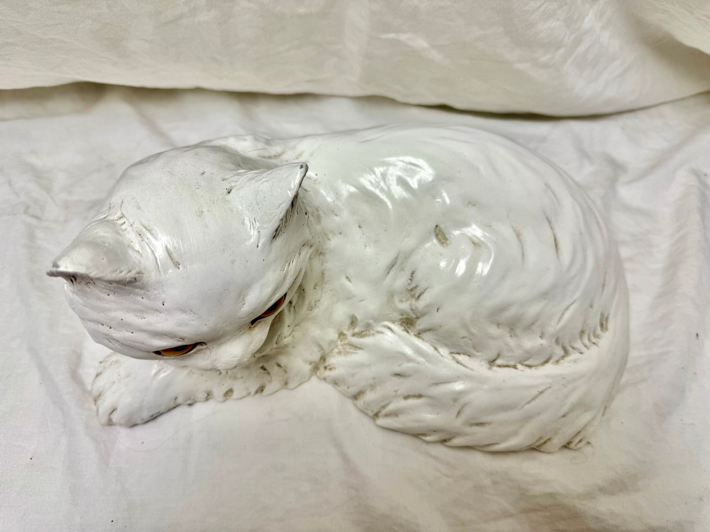 1983 Persian White Cat Statue