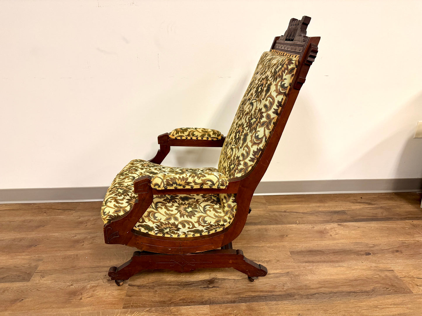 Floral Yellow Victorian Platform Rocking Chair