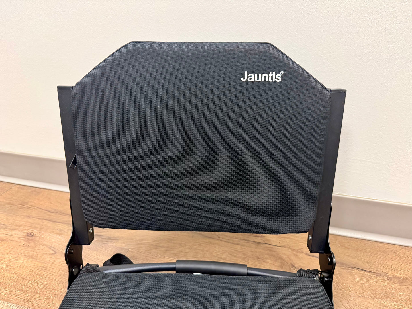 Jauntis Portable Black Stadium Seat