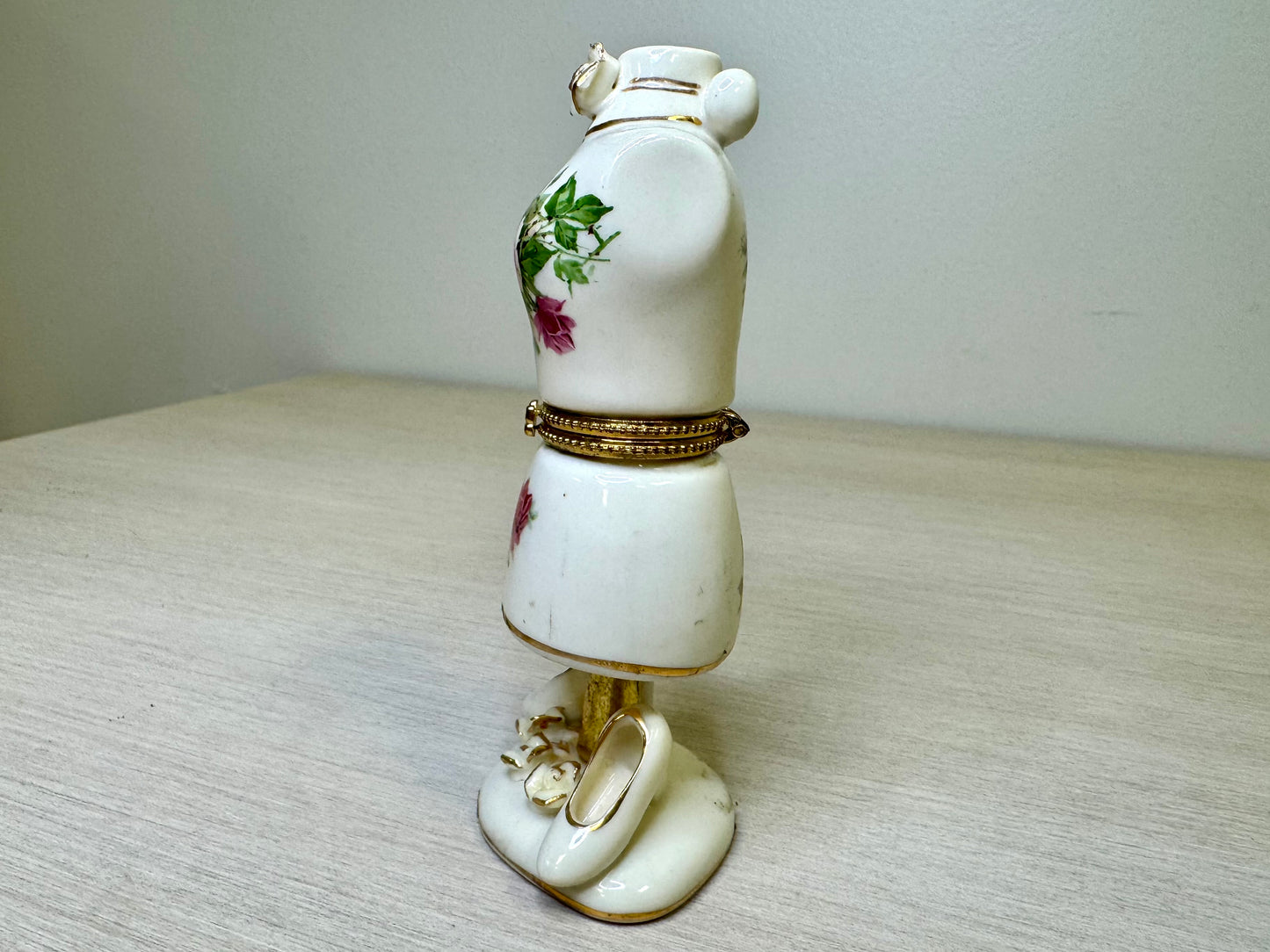 Porcelain Victorian-Style Trinket Box