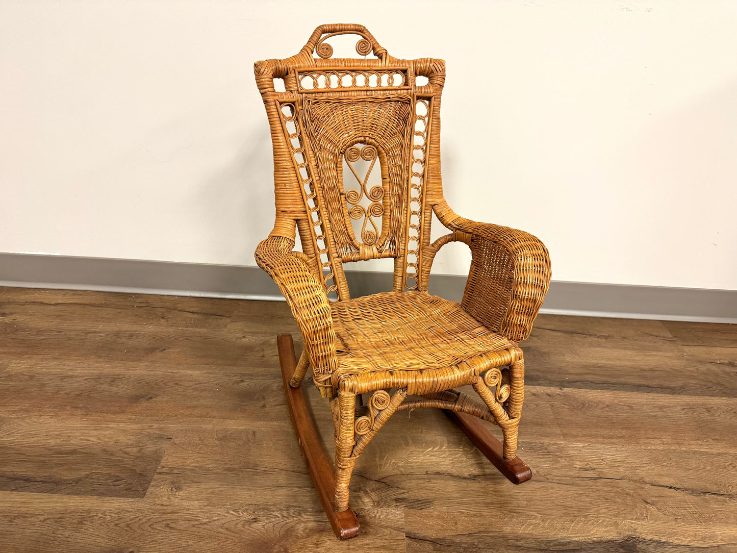 Wicker Kids Rocking Chair