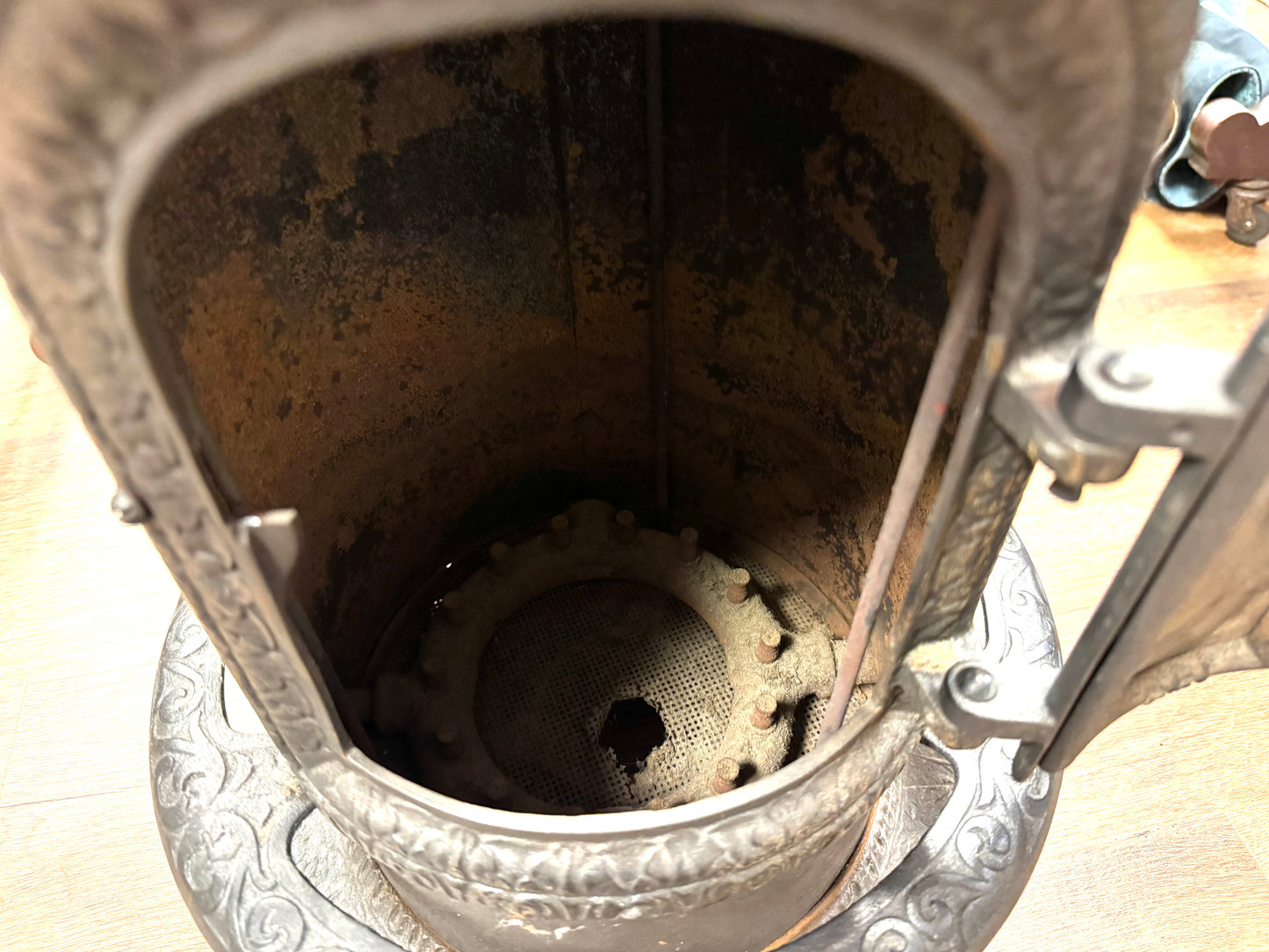 Antique Schneider & Trenkamp Co. Gas Heater