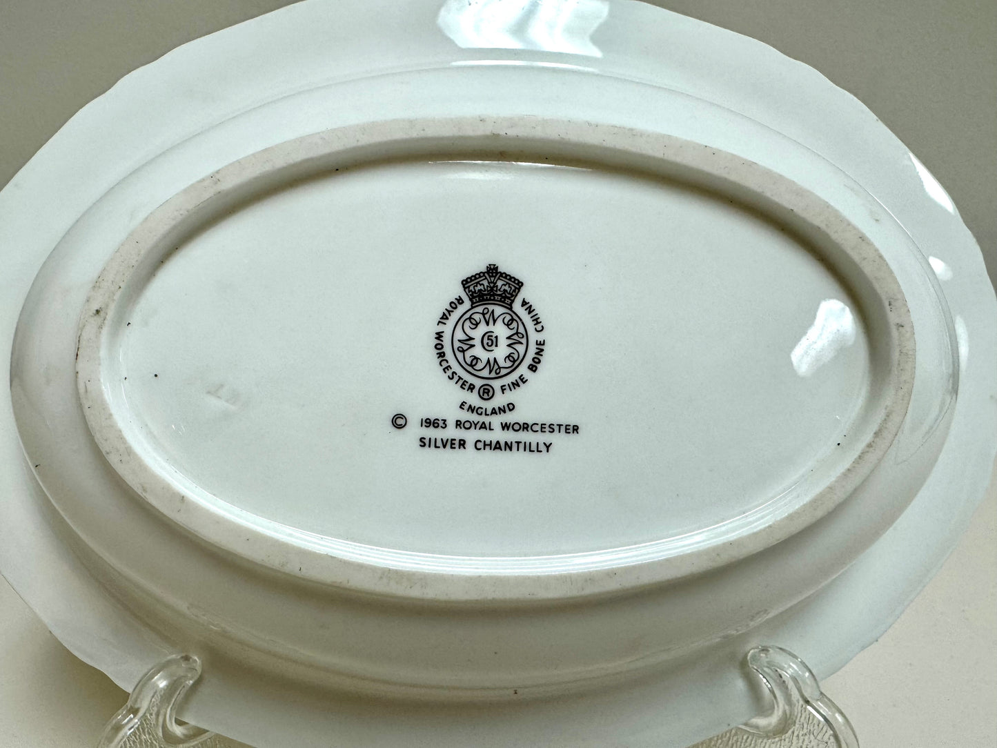 1963 Royal Worcester Silver Chantilly Oval Bowl