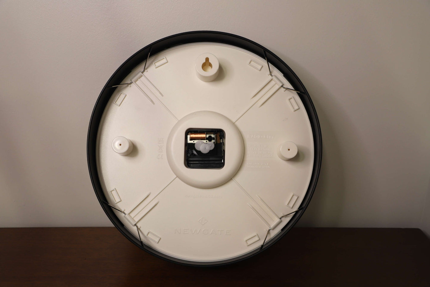 Reloj decorativo Newgate
