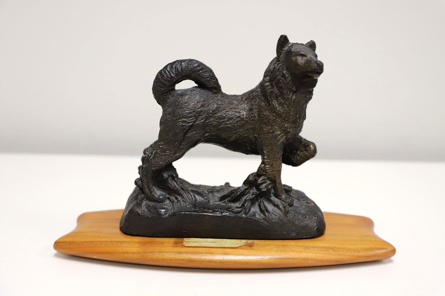 Estatua de husky