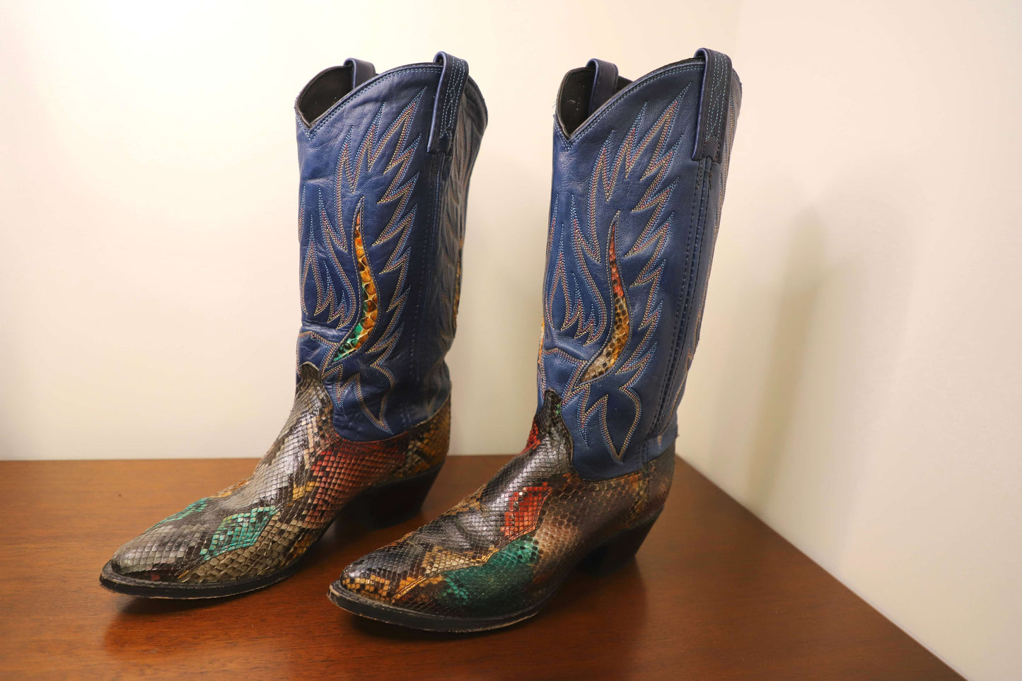 Vintage Dan Post Snakeskin Cowboy  Boots