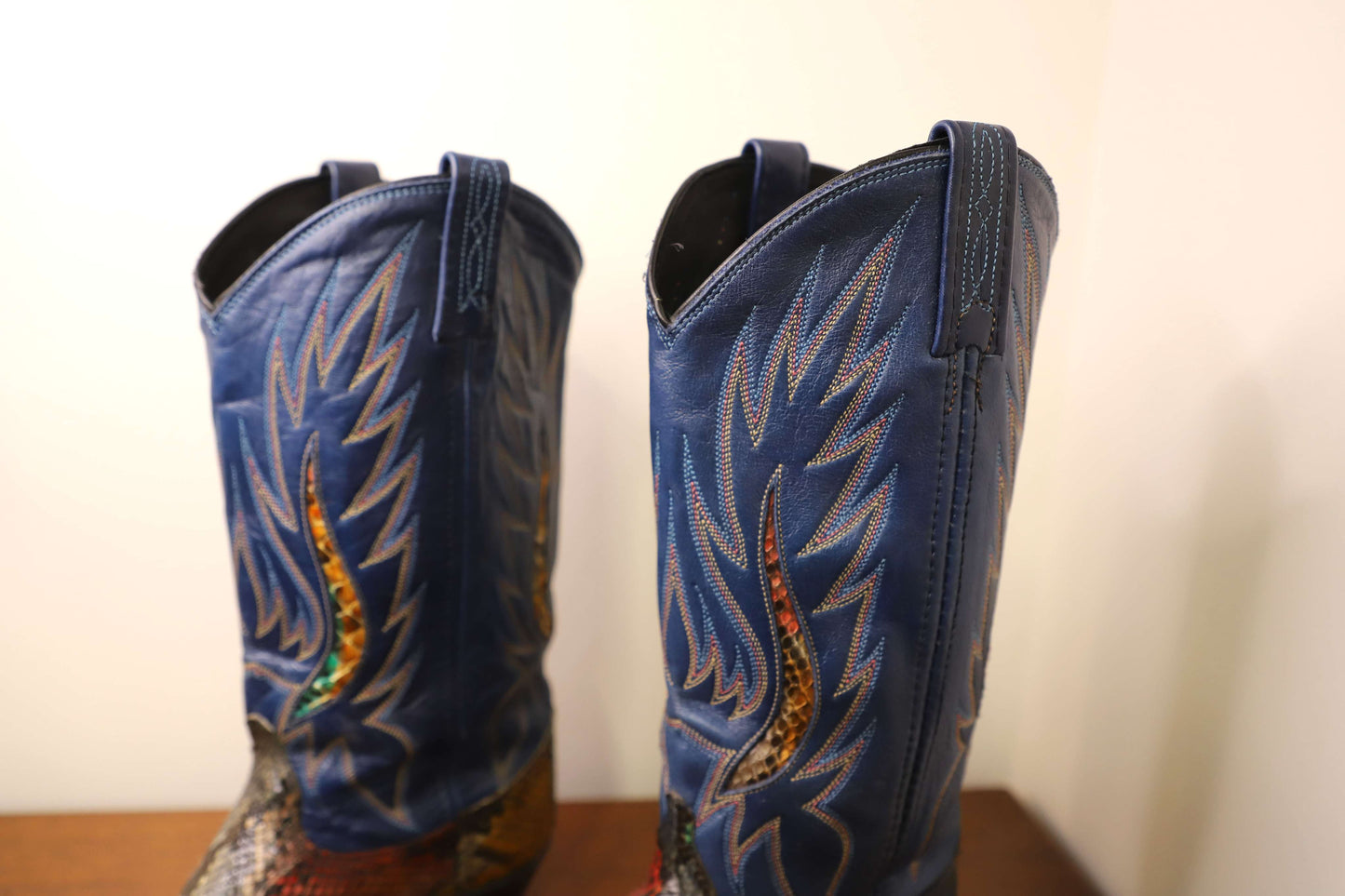 Vintage Dan Post Snakeskin Cowboy  Boots