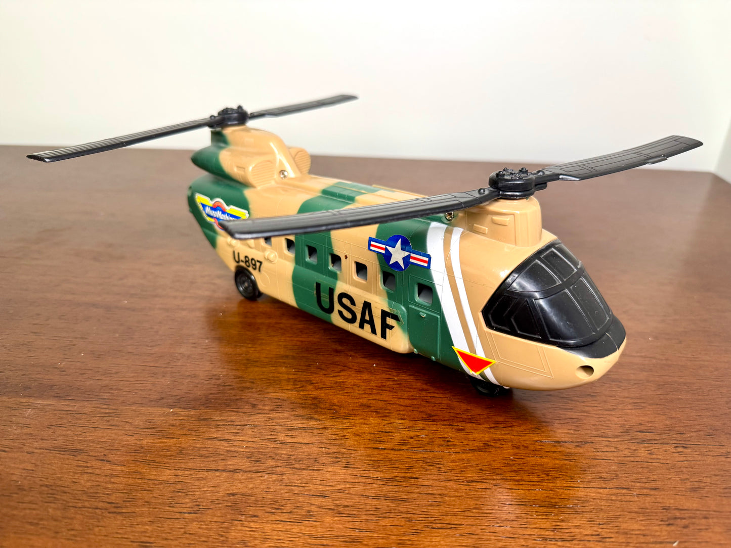 1989 United States Air Force Helicopter Micro Machine