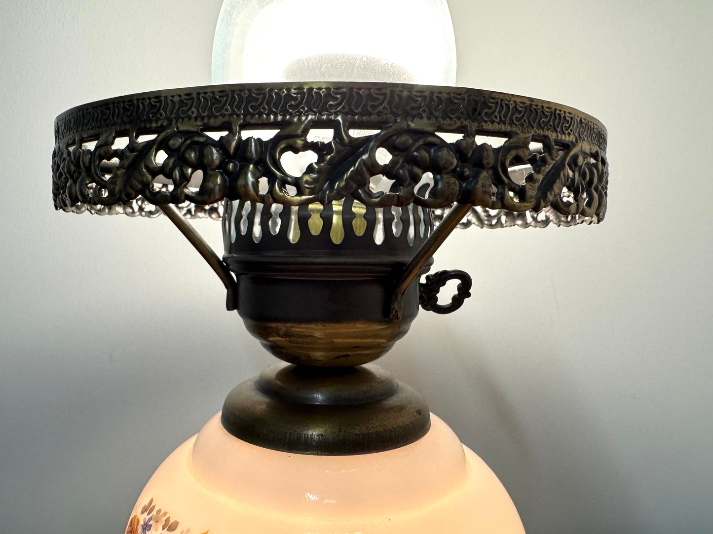 Dual Light Vintage Hurricane Lamp